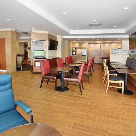 ทาวน์เพลส สวีท โกรฟซิตี้ เมอร์เซอร์/เอาท์เล็ตส์ Hotel ภายนอก รูปภาพ